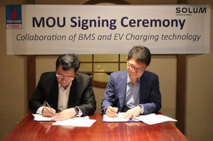 S.Korea’s　SoluM　joins　Vietnam's　largest　EV　charging　project　