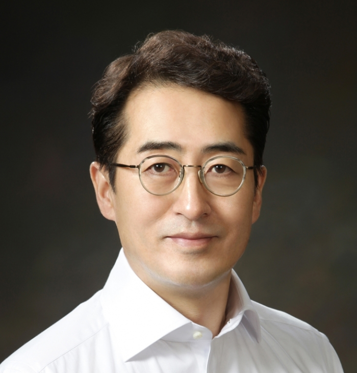Meritz Financial Group CEO and Vice Chairman Kim Yong-beom
