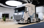 Hyundai Motor unveils XCIENT fuel cell tractor in N.America
