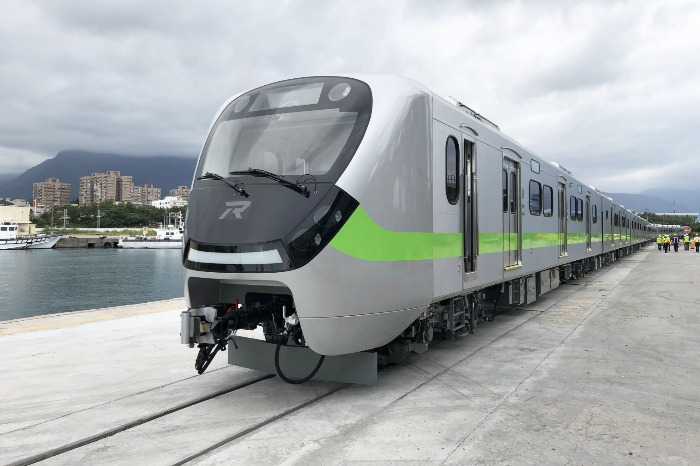 Hyundai　Rotem's　commute　train　shipped　to　Taiwan