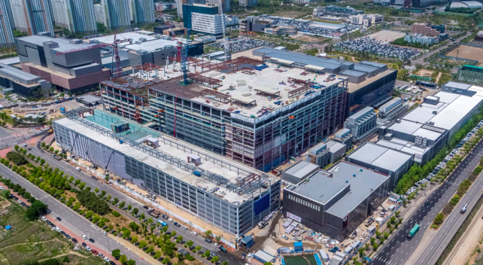 Samsung　Biologics'　fourth　plant　under　construction　in　Incheon,　west　of　Seoul