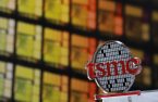 Samsung to fill the void as TSMC trims spending?