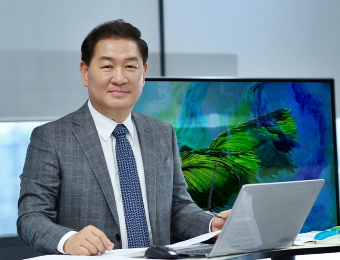 Han　Jong-hee,　Samsung's　vice　chairman　and　co-CEO