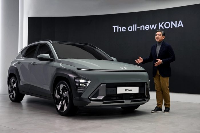 Hyundai　Motor　CEO　Chang　Jae-hoon　unveils　all-new　Kona　subcompact　SUV