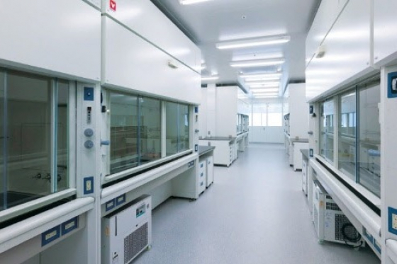 Lab　of　iPark,　Japan’s　bio　cluster
