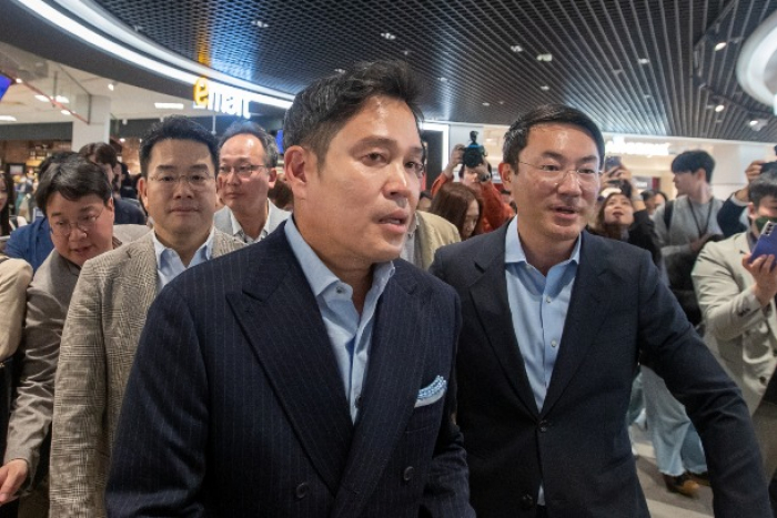 Chung　Yong-jin,　Vice　Chairman　of　Shinsegae　Group