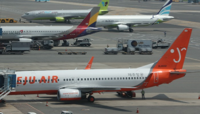 Jeju　Air　swung　to　a　profit　of　70.7　billion　won　(　million)　in　Q1,　nearly　fourfold　jump　from　Q4,　2022