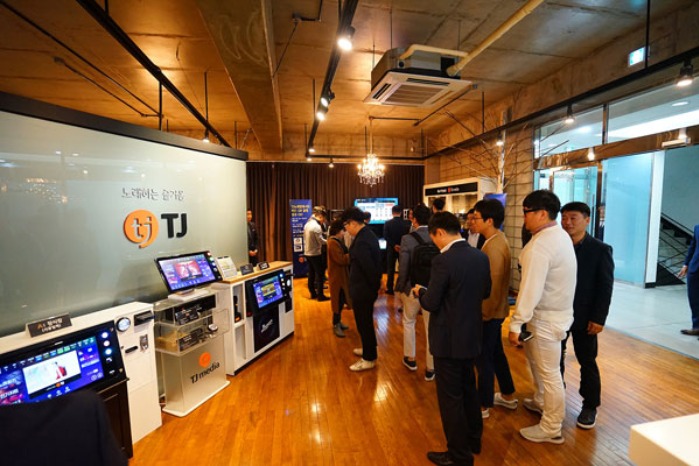 TJ Media all in one singing machine used in Korean noraebang rooms