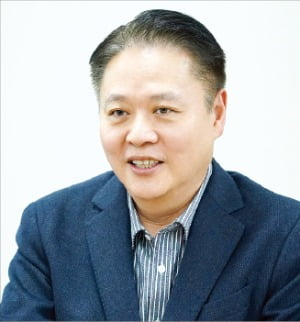 Yoo　Myung-sub,　chief　executive　officer　at　South　Korean　budget　airline　Air　Premia