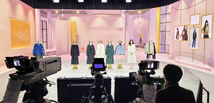 LG Home Shopping is one of South Korea's leading TV shopping channels