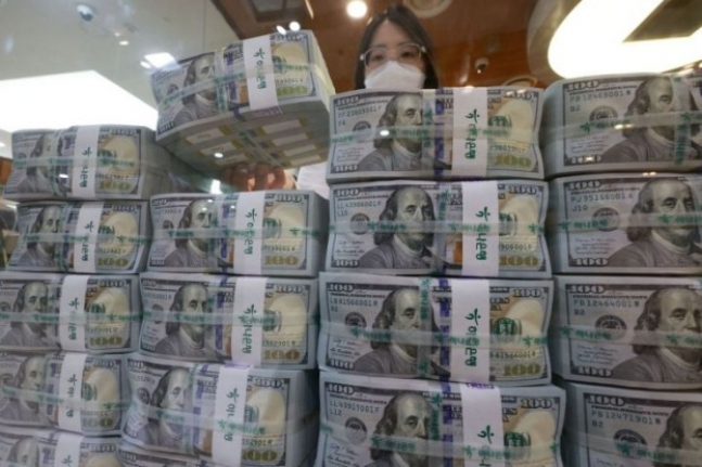 S.Korea to ease regulations for foreign investor in domestic market