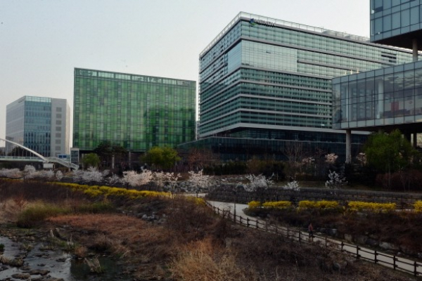 South　Korean　game　companies'　headquarters　in　Pangyo 