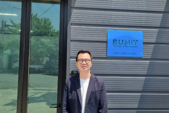 Sumit CEO Yoo Jang-seok