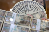 Yen breaches key level vs Korean won to hit 8-year low