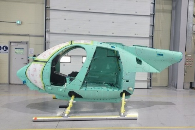 Korean　Air　delivers　AH-6　helicopter　fuselage　to　Boeing　