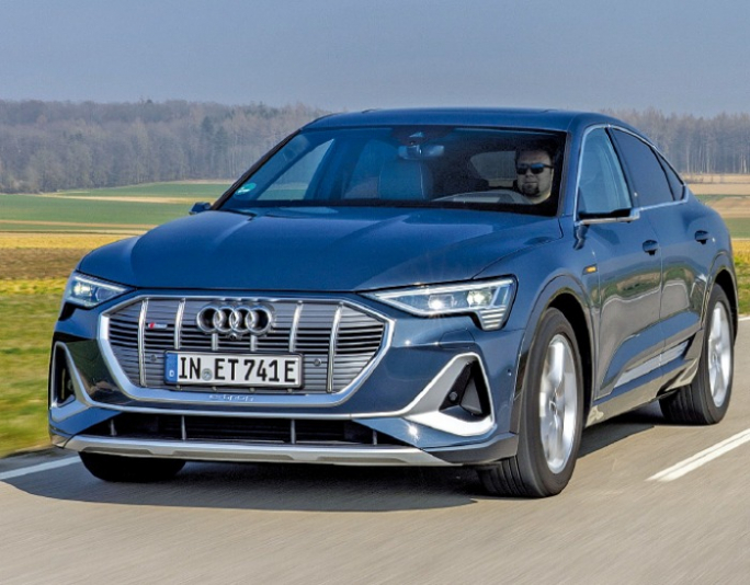 Audi　e-tron　Sportback　55 quattro