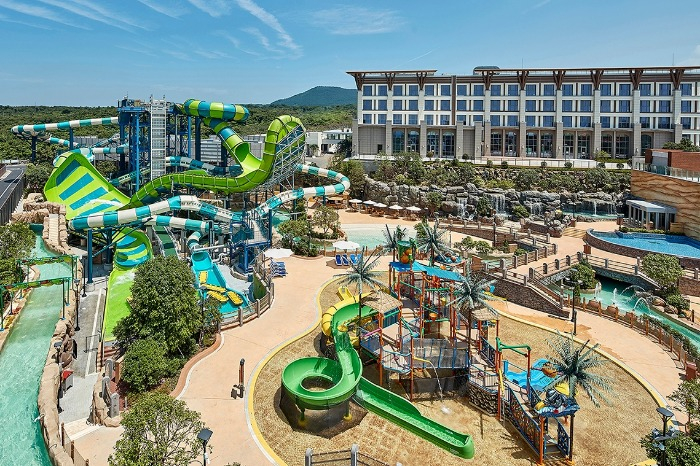 Jeju Shinhwa World