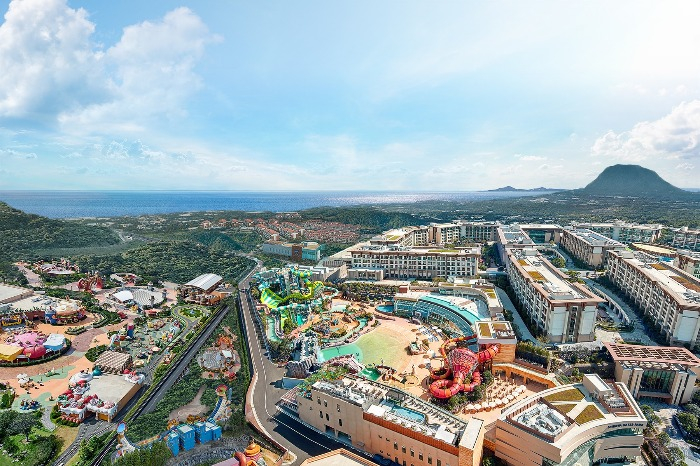 A bird's eye view of Jeju Shinhwa World