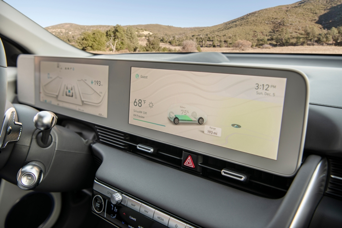 IONIQ 5 interior screens