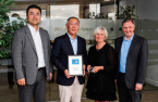 Hyundai Motor chairman visits Intel, seeking stable supply of chips