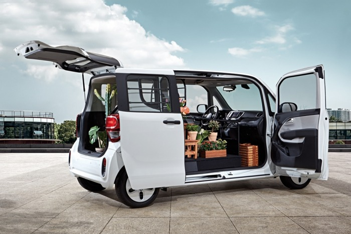 Kia's　purpose-built　vehicle　based　on　its　one-seat　Ray　minivan