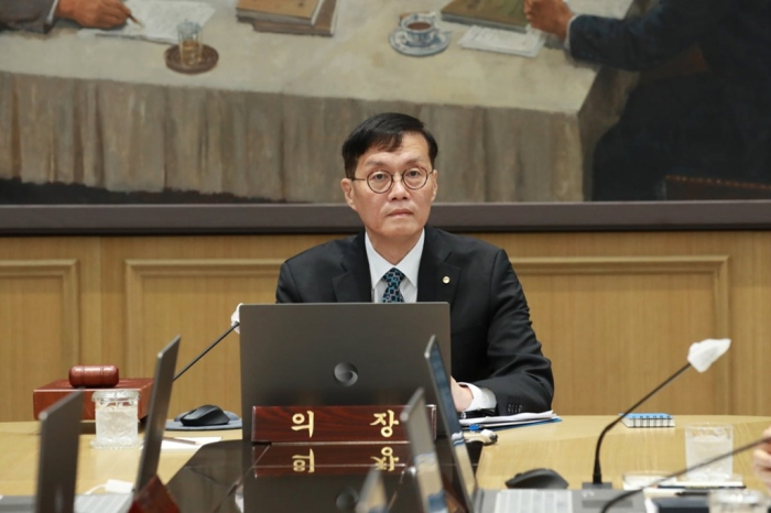 Bank of Korea Governor Rhee Chang-yong chairs an interest rate policy meeting on July 13, 2023 (Courtesy of the Bank of Korea)