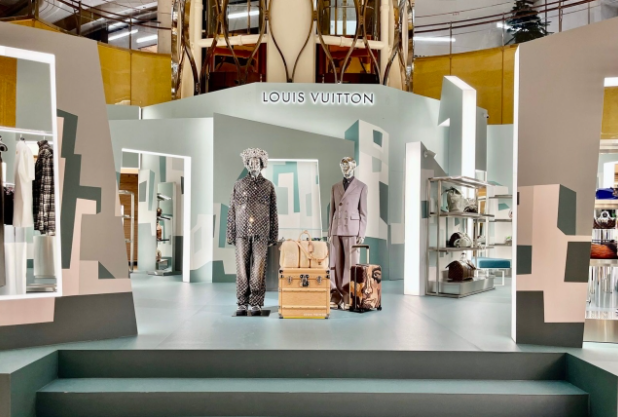 Louis Vuitton popup store