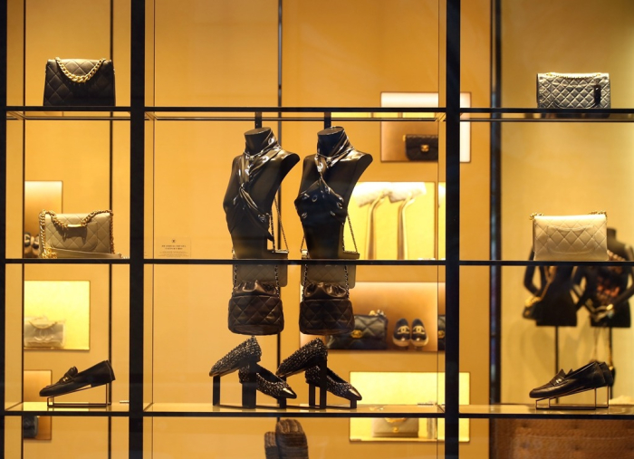 Boutiques That Sell Louis Vuitton Spain, SAVE 58