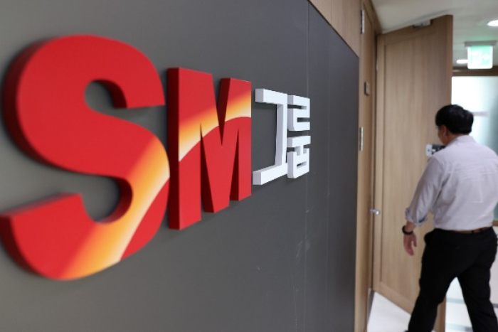 SM　Group　to　buy　HMM　but　not　for　over　.5　bn:　SM　Chair　Woo