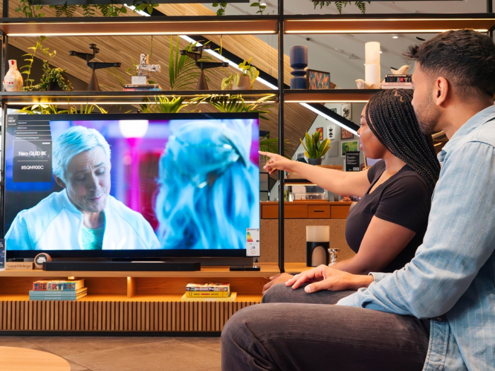 Samsung features Warner Bros. movie trailers through its Neo QLED 8K TV