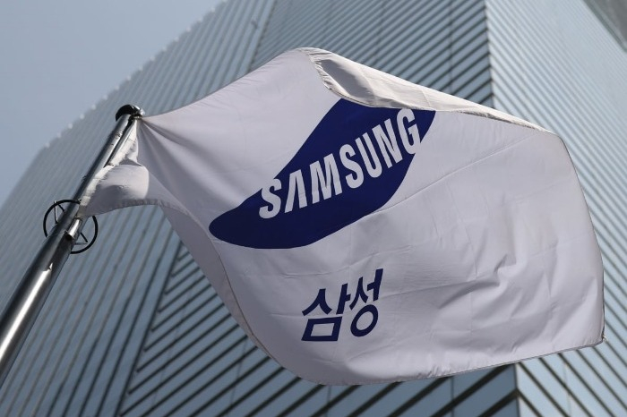 Samsung　Elec　shares　regain　momentum　after　narrower　chip　loss　in　Q2
