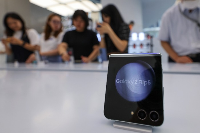 Samsung Galaxy Z Flip 5 (Courtesy of Yonhap News)