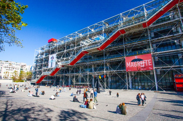 The　Centre　Pompidou　in　Paris,　France　(Courtesy　of　Hanwha)