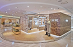 Dior opens 2023 FW pop-up store in Galleria 