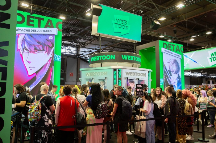 Naver　Webtoon　booth　during　the　Amazing　Festival　in　Paris　on　July　17