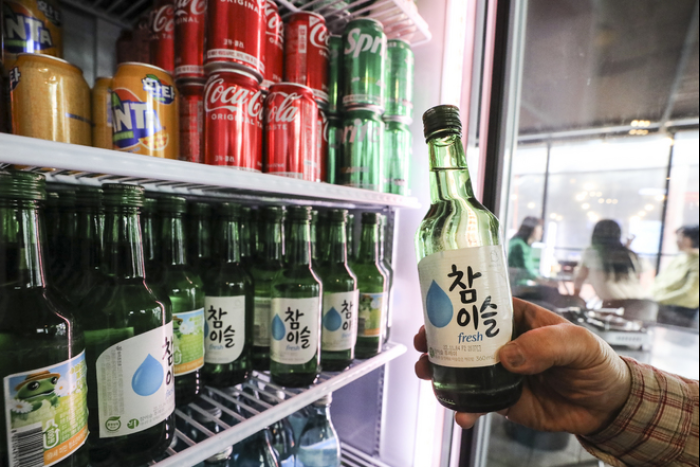 Soju:　Well-known　Korean　alcoholic　beverage