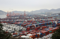 Korea exports down the most in 3 years; BOK may keep rates