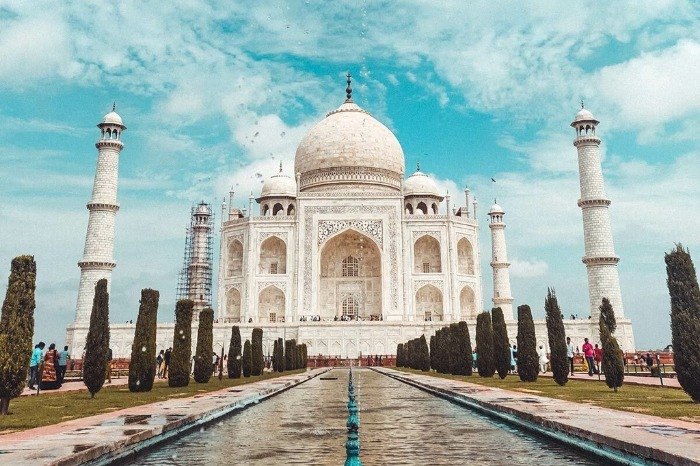 Taj　Mahal　(Courtesy　of　Shinsegae　Live　Shopping)