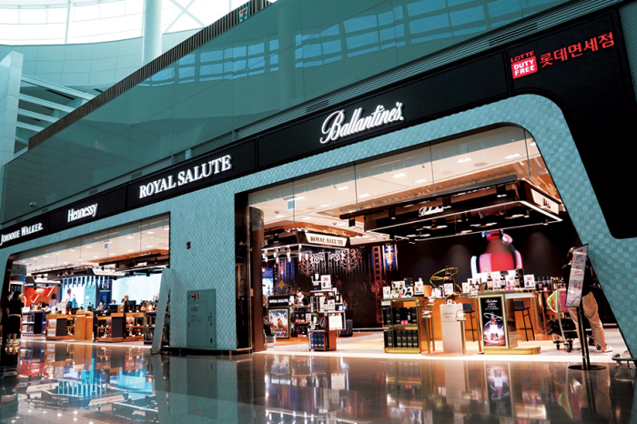 Lotte Duty Free's outlet at Incheon International Airport
