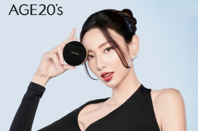 Aekyung AGE20's picks local model in Vietnam
