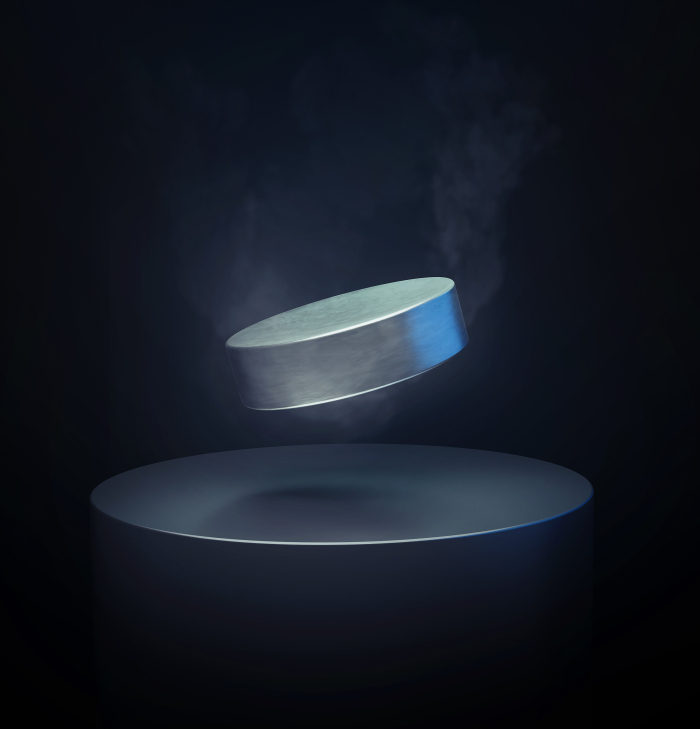 Image　of　superconductor　(Courtesy　of　Getty　Images)