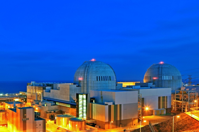 A　nuclear　power　plant　operated　by　Korea　Hydro　&　Nuclear　Power　in　South　Korea　(Courtesy　of　KHNP)