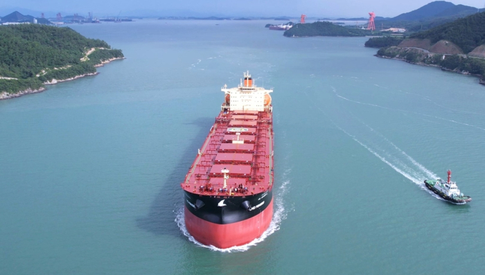 An LNG-powered bulk carrier with AI systems, developed by Hyundai Samho Heavy