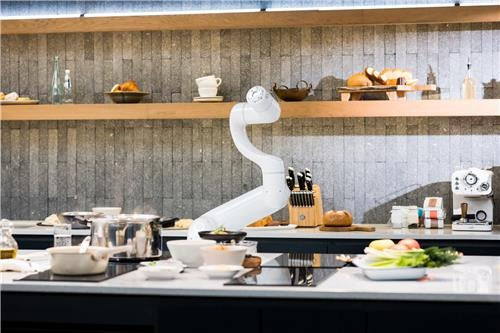 Doosan Robotics launched in April the E-Series collaborative robots designed for the F&B industry
