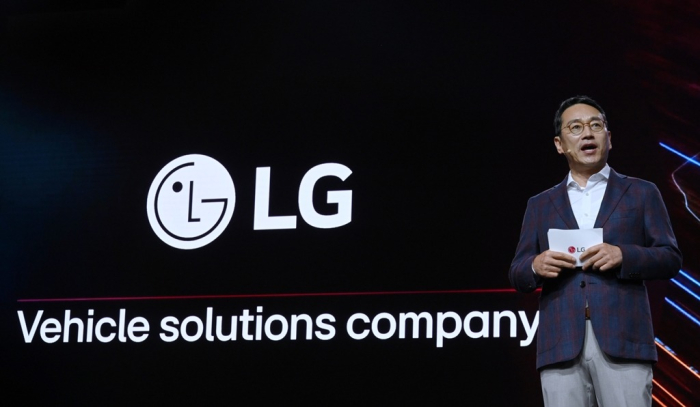 LG　Electronics　CEO　Cho　Joo-wan　speaks　to　the　press　on　Sept.　4,　2023,　at　IAA　Mobility　in　Munich　(Courtesy　of　LG　Electronics)