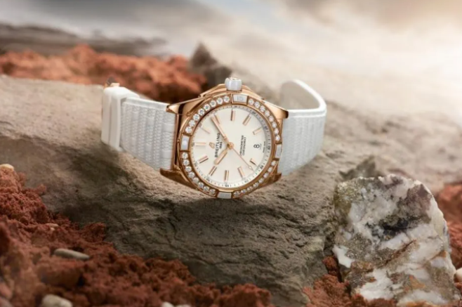 Breitling　Super　Chronomat　Origins　watch　with　lab-grown　diamonds　(Courtesy　of　Breitling)
