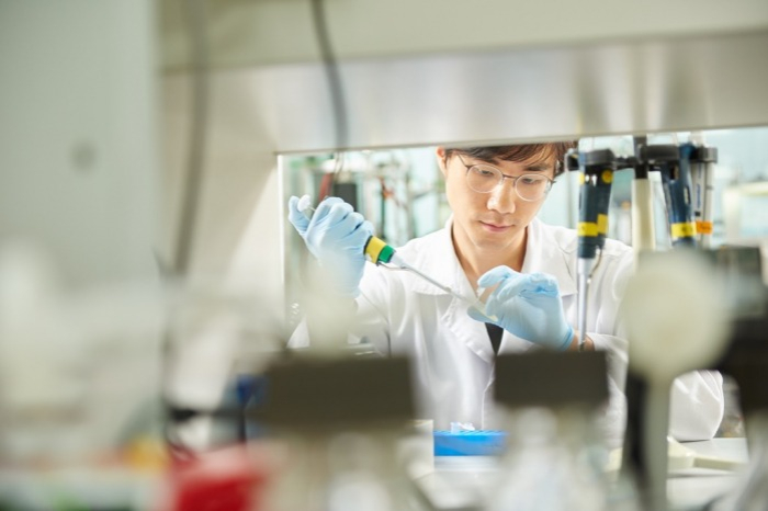 Hanmi Pharmaceutical R&D researchers (Courtesy of Hanmi Pharmaceutical)