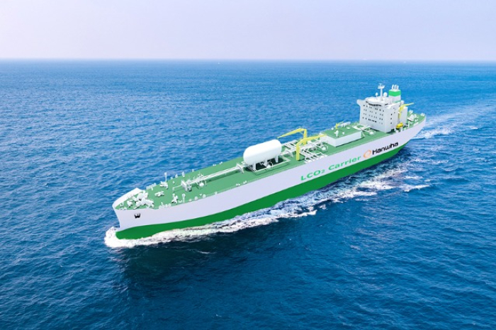 Hanwha　Ocean's　liquefied　carbon　dioxide　carrier　(Courtesy　of　Hanwha　Group)
