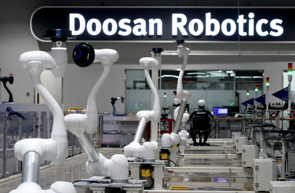 Doosan Robotics attracts .8 billion from retail investors in IPO deposits