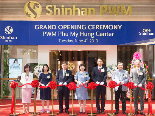 Shinhan　Bank　launched　private　wealth　management　services　in　Vietnam　in　2019